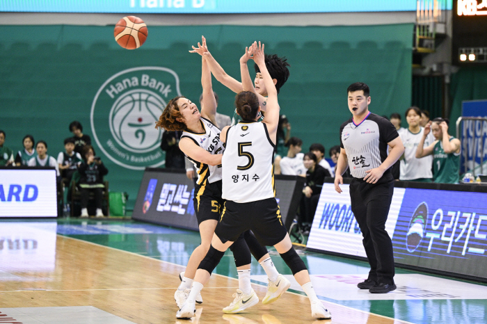 치열한 선두 다툼 펼치는 하나은행과 KB스타즈, 올스타 브레이크 앞두고 28일 맞대결