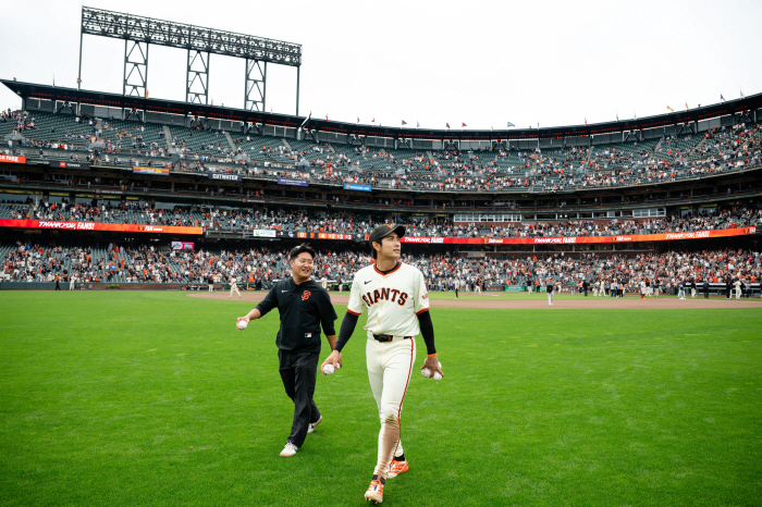 트레이드 하라! 이정후 CF 박탈설 또 나왔다! → "자이언츠는 현재 외야수 자원 부족"