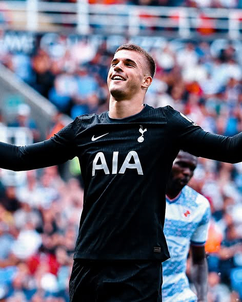 손흥민조차 닿지 못한 '전인미답 영역'...토트넘, 역대급 재능 발굴 성…