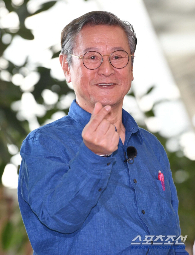 박근형 "故 이순재, 끝내 뵙지 못하고 떠나보내 많이 힘들다"