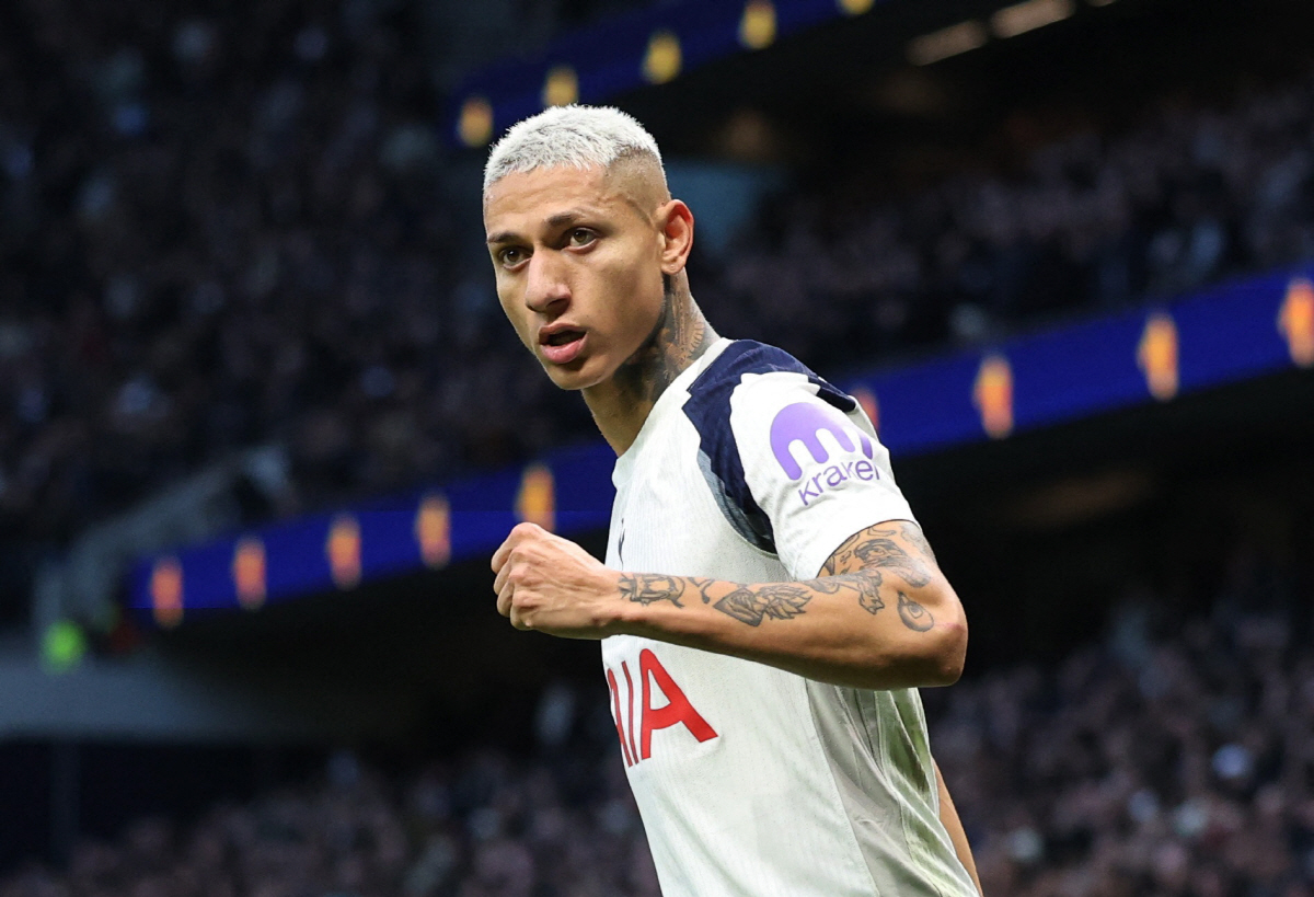 "쏘니, 나랑 한 판 붙어?"→"아직 토트넘 못 떠나" HERE WE G…