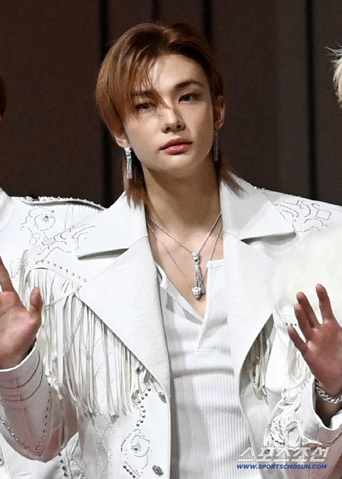 스키즈 현진, 8천만 원 물어줄 뻔..명품 귀걸이 분실 해프닝