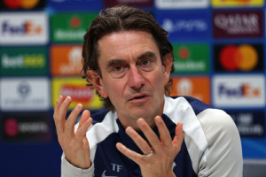 '충격 소식' SON 떠나니 돈만 엄청 쓰네! 2500억 장전…단장까지 도망간다→토트넘 공중분해 위기