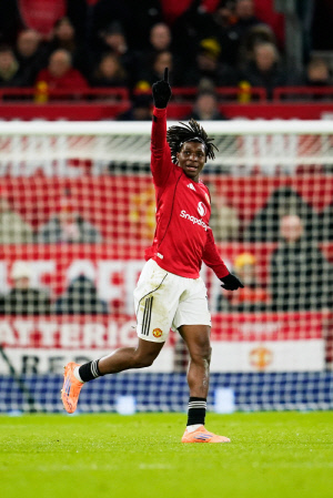 망신만 당하던 맨유. 기적같은 파란을 일으켰다. 맨유, 뉴캐슬에 1대0 승리. 도르구 결승골