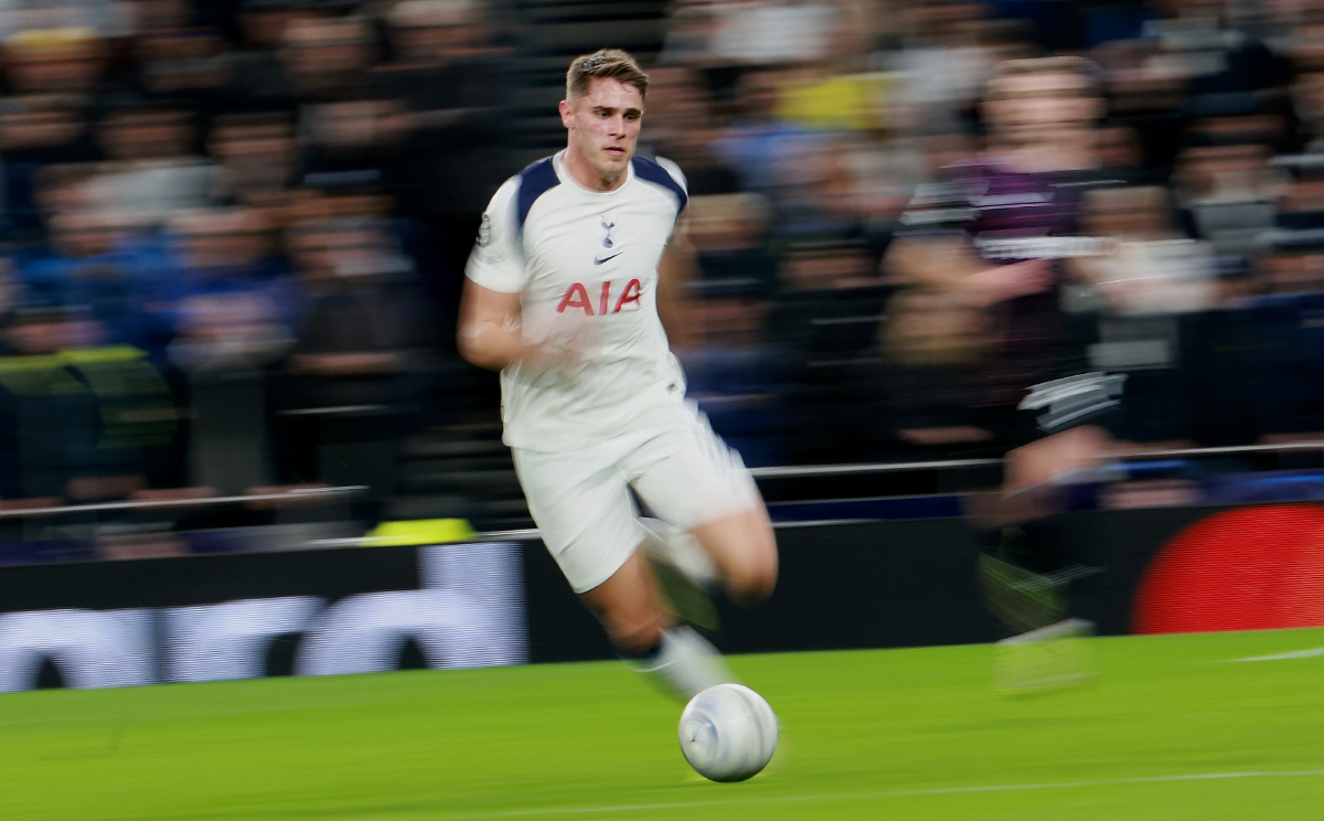 "손흥민 뛰어넘을까" '충격' 토트넘 '주급 9만 파운드' 미키 판 더 …