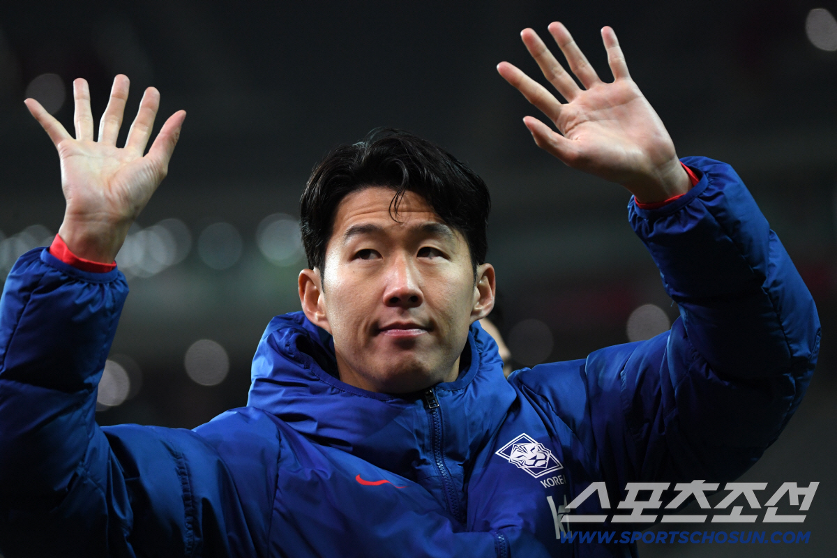 [공식발표]"韓 축구 자존심!" '초대박' 손흥민 美쳤다, FIFA 인정…