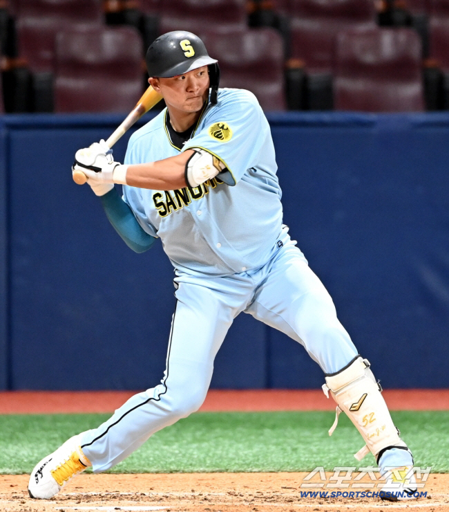 친구는 벌써 100억 FA인데... 이제야 1군 풀타임 기회 얻은 거포 …