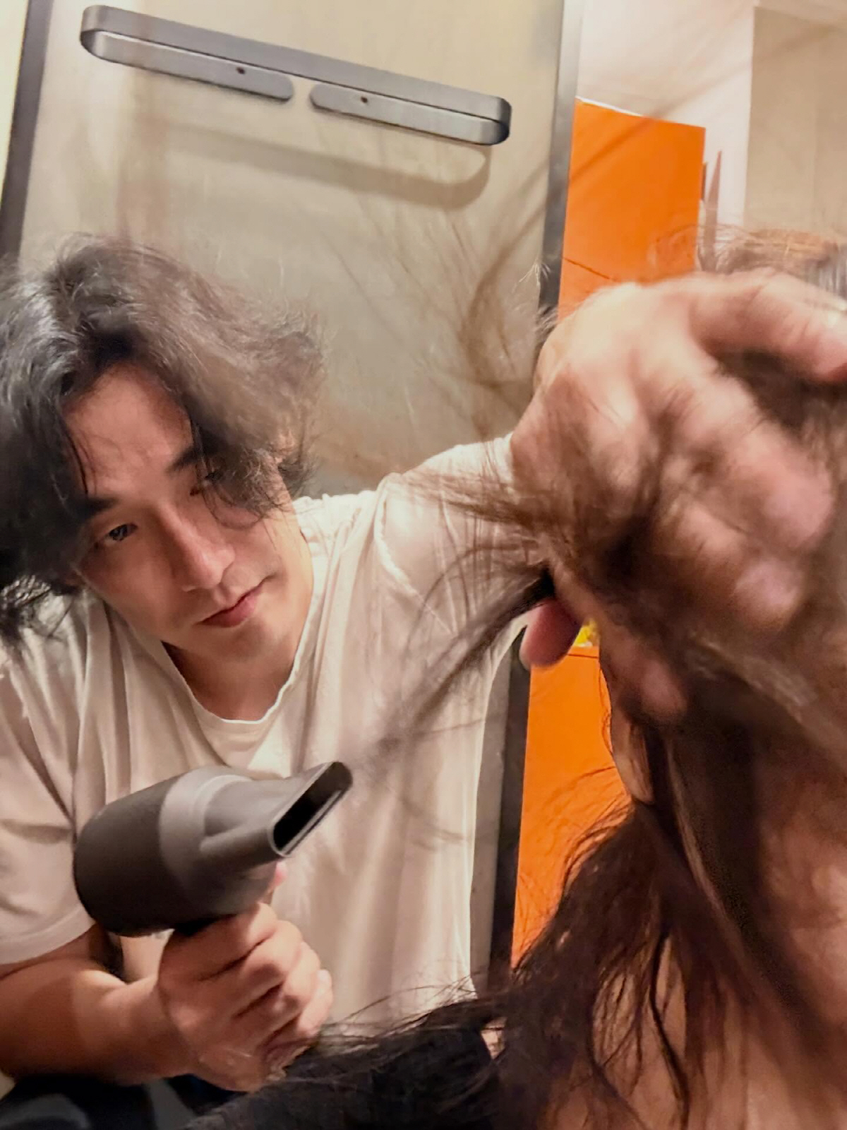 백지영, 결혼 참 잘했네...♥정석원, 아내 머리 말려주는 다정 남편 "…