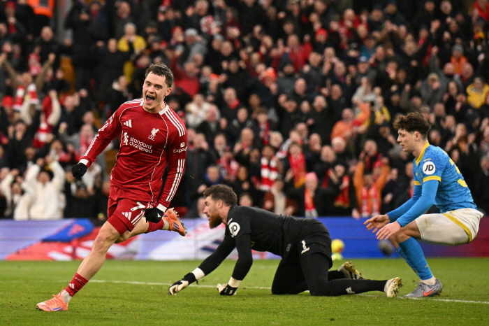 '2260억' 비르츠, 190일 만에 터진 감격 데뷔골, 그 환희에 묻힌 황희찬 '강등' 눈물…"시간이 필요했을 뿐" 쏟아진 찬사