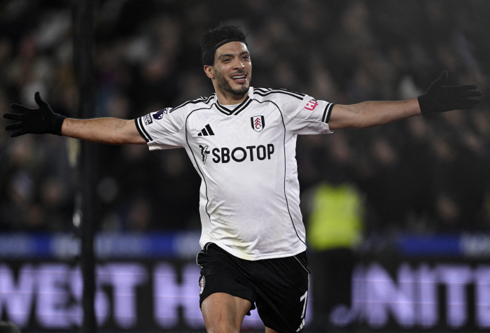 "손흥민보다 1살 많은데 왜 뜨겁지" 홍명보호 경고음, 경계대상 '1순위'→멕시코 '간판 킬러' 히메네스, EPL서 또또 '결승골'