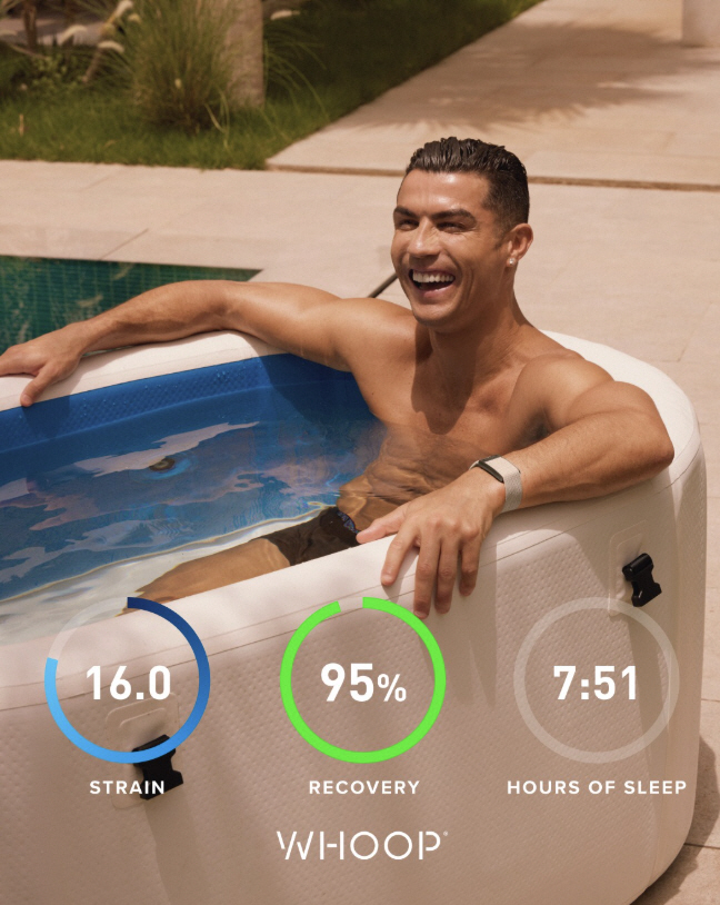 "'하루 6끼' 자기 관리의 神" 호날두, 이번엔 60년 묵은 진기록 썼…