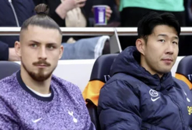 "HERE WE GO 떴다!" 토트넘, 잊힌 '2150만 파운드 수비수'…