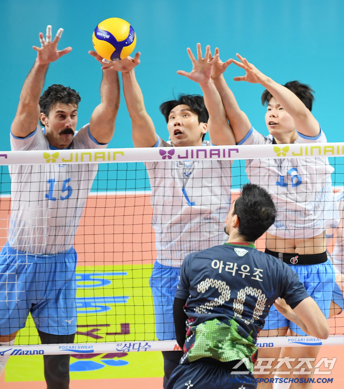 공격종합 1위+블로킹 2위+수비 4위 '대체불가' 토털패키지 빠졌는데…'…