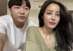 '최고기 이혼' 유깻잎, 딸 사진 논란에 울컥 