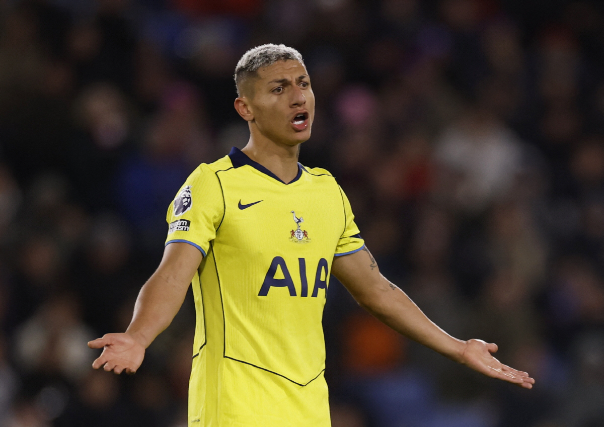 "누가 금쪽이래?" 월드컵 시즌 히샬리송, 결승골 AS+2골취 원맨쇼→전…