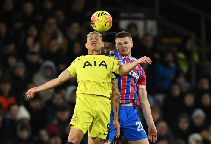 "흥민이 형…" '안 풀린다' SON 떠난 토트넘 핵심이라더니, '6000만 파운드 스타' 2골→세리머니 환호→VAR 취소 '눈물'