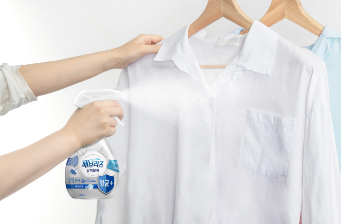 한국P&G 페브리즈, 연말 회식·홈파티 겨냥 '강력탈취' 3종 제안