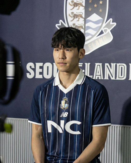 [오피셜]서울 이랜드, 'U-22 대표 출신' MF 조준현 영입! 중원에…