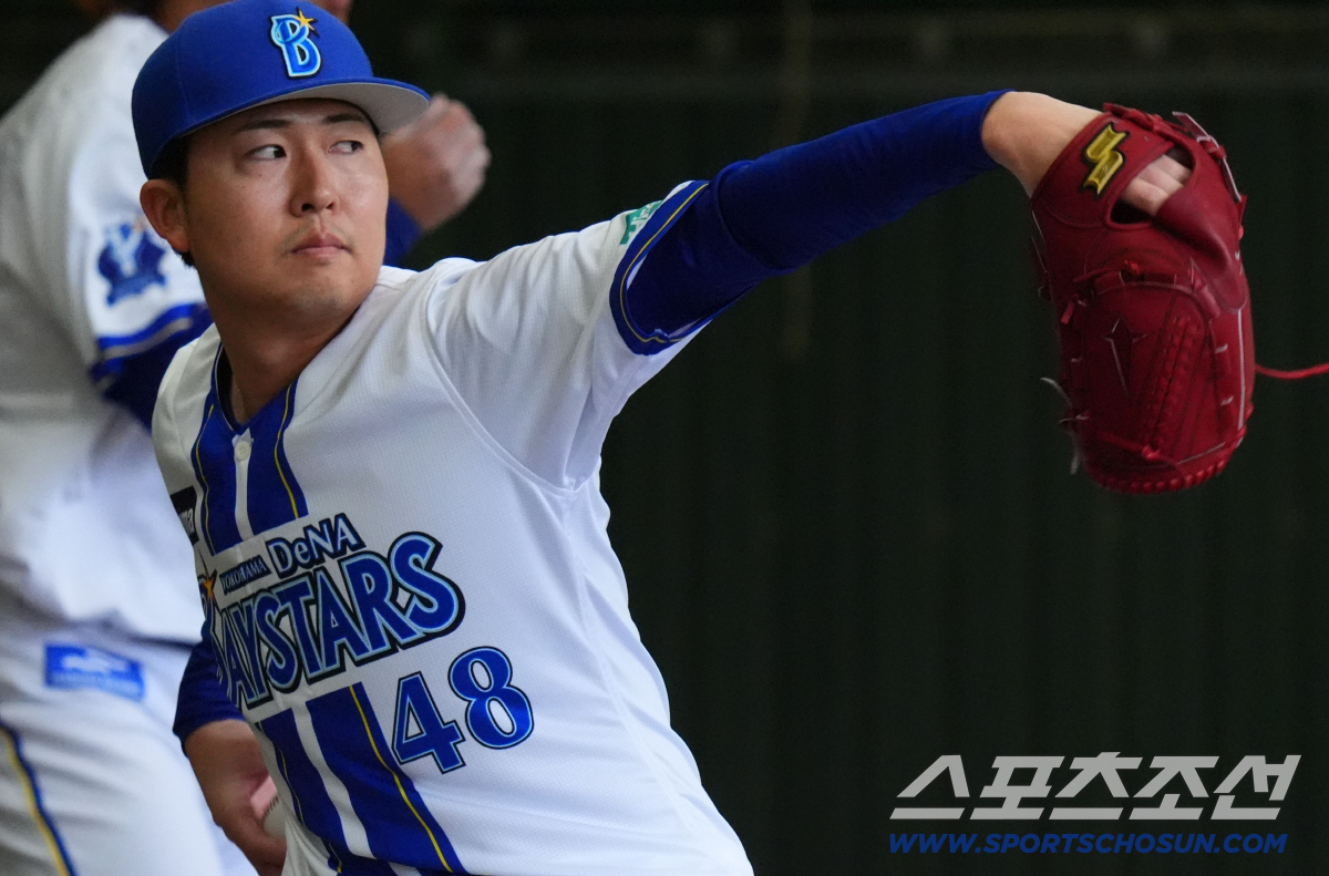 기억하는가 8월초까진 우승도 바라보던 3위였다. 외국인 선발+아시아쿼터 …