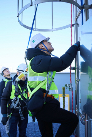 정재헌 SK텔레콤 CEO, 연말 통신 현장 점검 