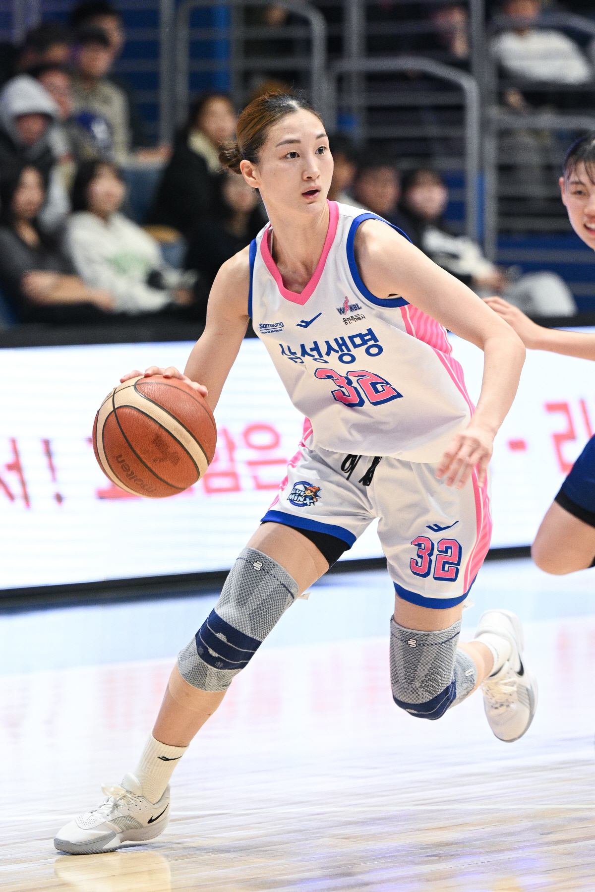 '이해란+윤예빈 30득점 합작!' 용인 삼성생명, '6연패 눈물' 인천 …