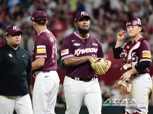 'KBO 드림 이렇게 끝났나' 8경기만에 결별 통보, 기적 없이 복귀했다