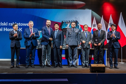 한화에어로, 폴란드와 5.6조 천무 추가계약…"방산외교 성과"