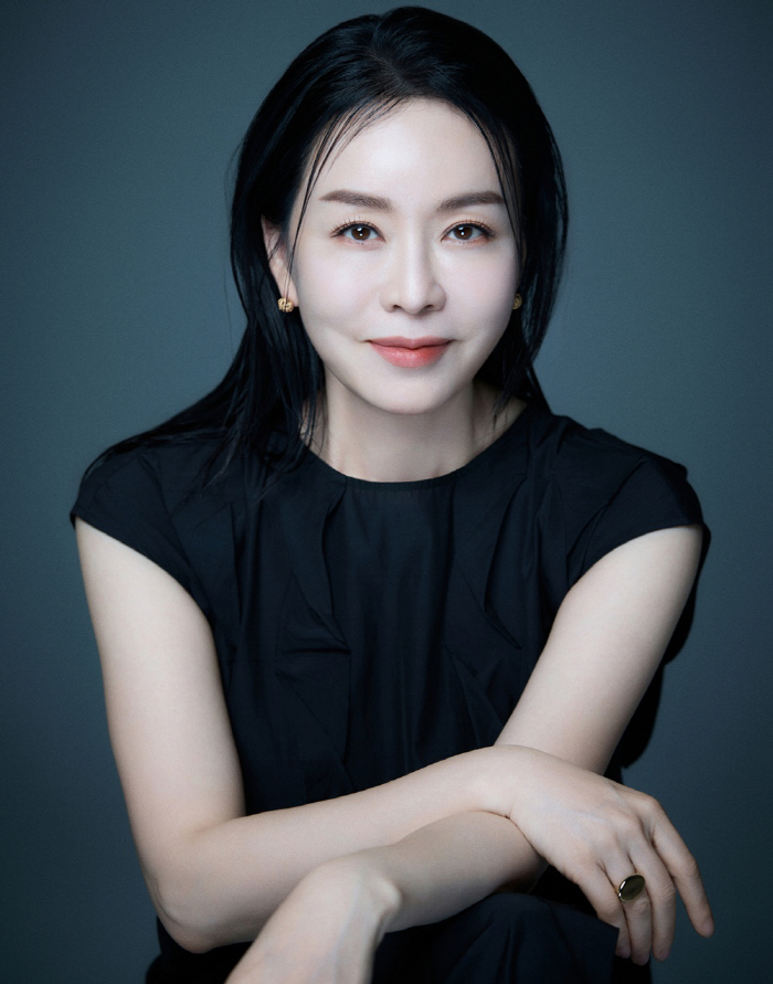 '55세' 김정난, 연말에 들려온 깜짝 소식...새 소속사 찾았다 "함께 해 기뻐" [공식]