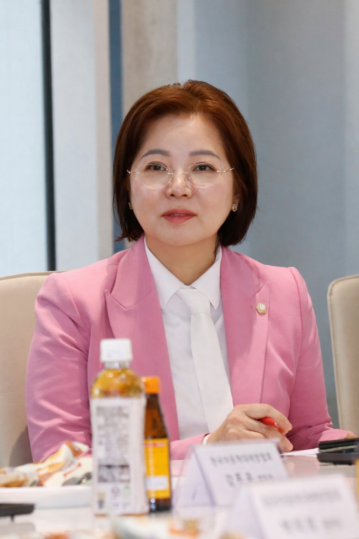 "어린이 권익보호 앞장"…광동제약, '아동행복위원회' 후원