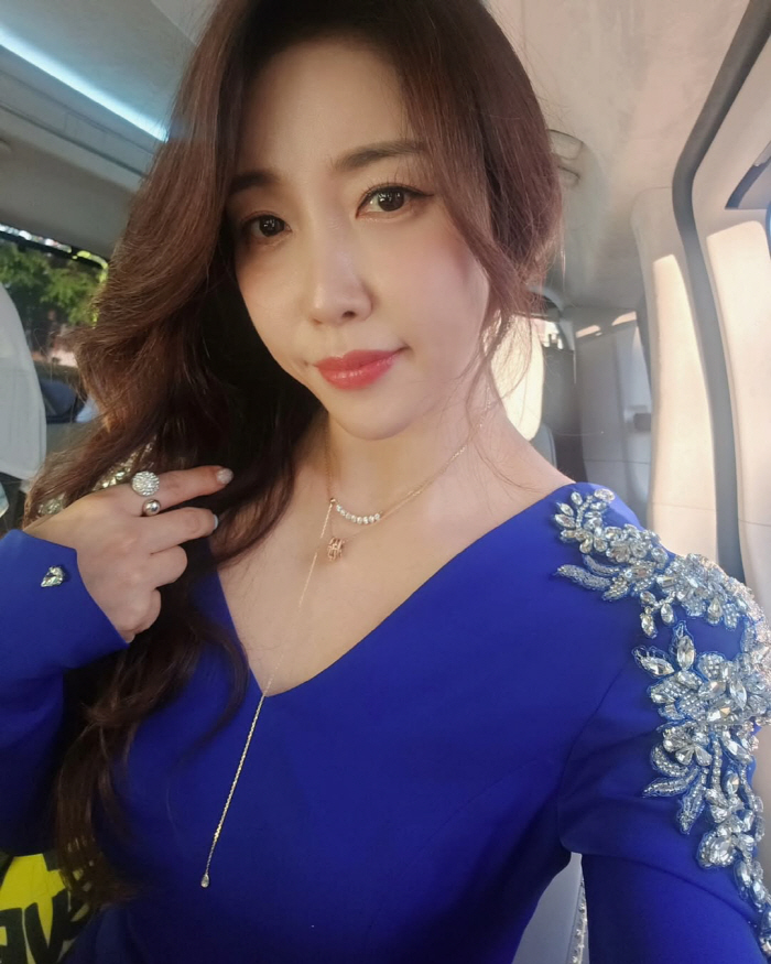 숙행, 상간 의혹 확산 속 SNS 댓글창 폐쇄..셀카도 삭제 '침묵 선택'