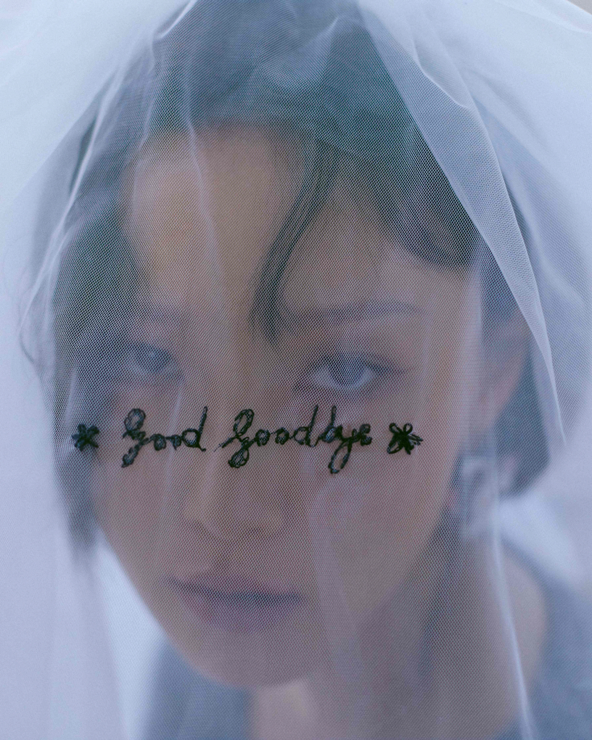 화사, 이쯤되면 박정민 업고 다녀야겠네..‘Good Goodbye’ 퍼펙…