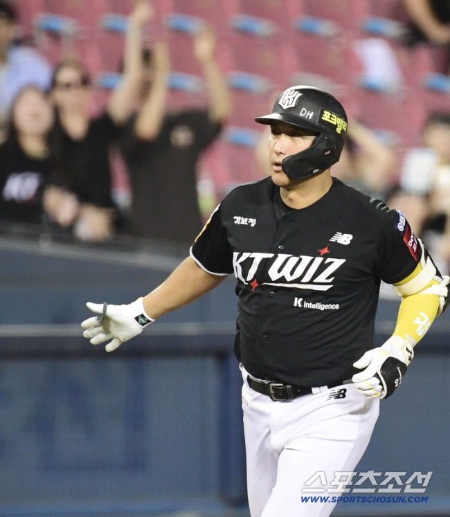 40억 투자→"술 세게 마셨다" 고백…역대 7번째 기록에도 은퇴, "노력…