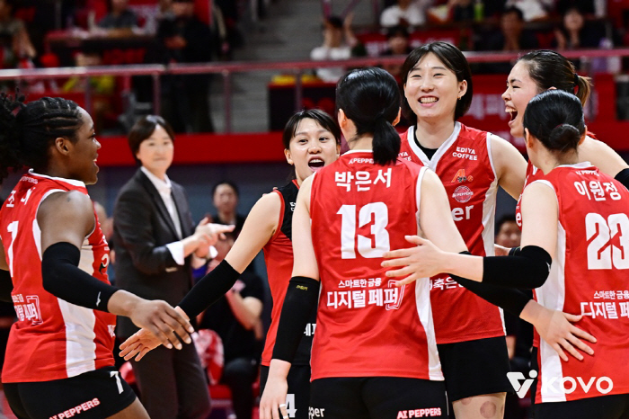 '눈물의 9연패 탈출' 42일만에 이겼다! 실바 압도한 조이 폭주[광주 …