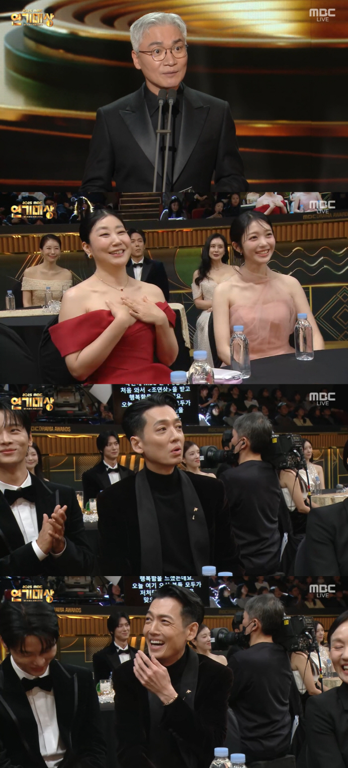 "결혼하면 불러줘"..'♥이광수' 이선빈, 조재윤 돌발 요청에도 '활짝' [MBC 연기대상]