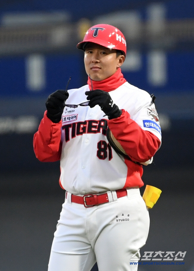 '이대호, 홍성흔 아니다' 초미의 관심, 울산 초대 감독 후보는 장원진-…