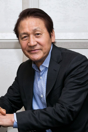 [속보] 안성기, 생명 위독하다..전날 응급실 이송→현재 중환자실