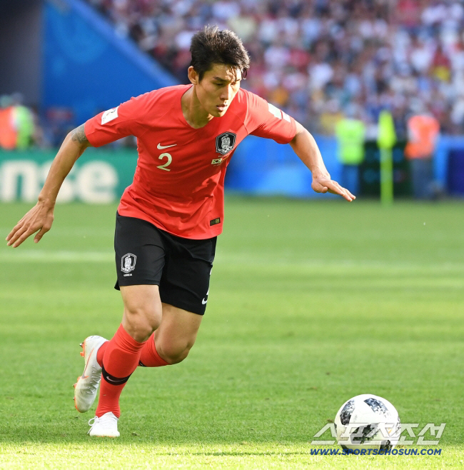 부메랑 크로스 날리던 '용언니' 이용, 39세에 현역은퇴, "부끄럽지 않…