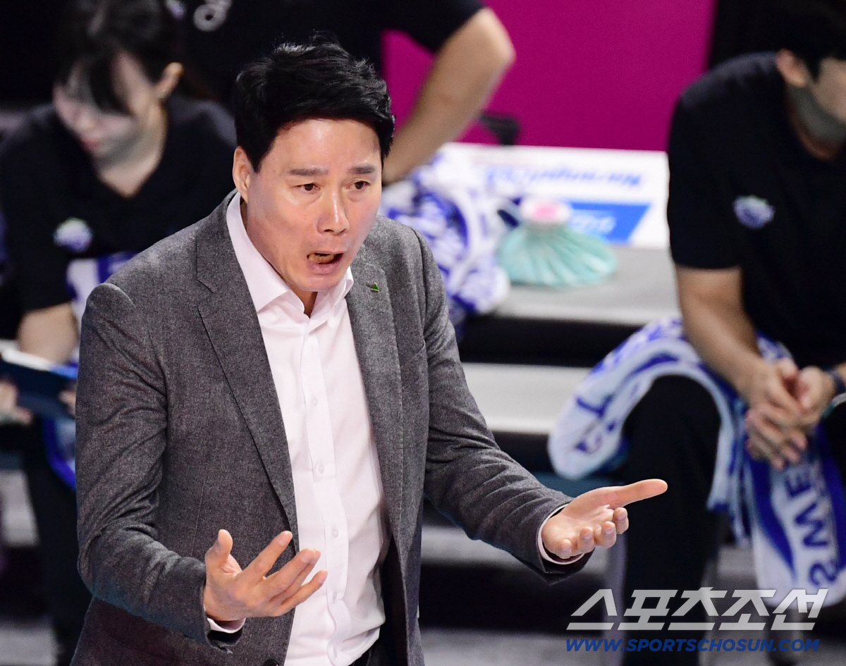 지독했던 풀세트 혈전! 현대건설, 흥국생명 잡고 8연승 성공 2025년 …