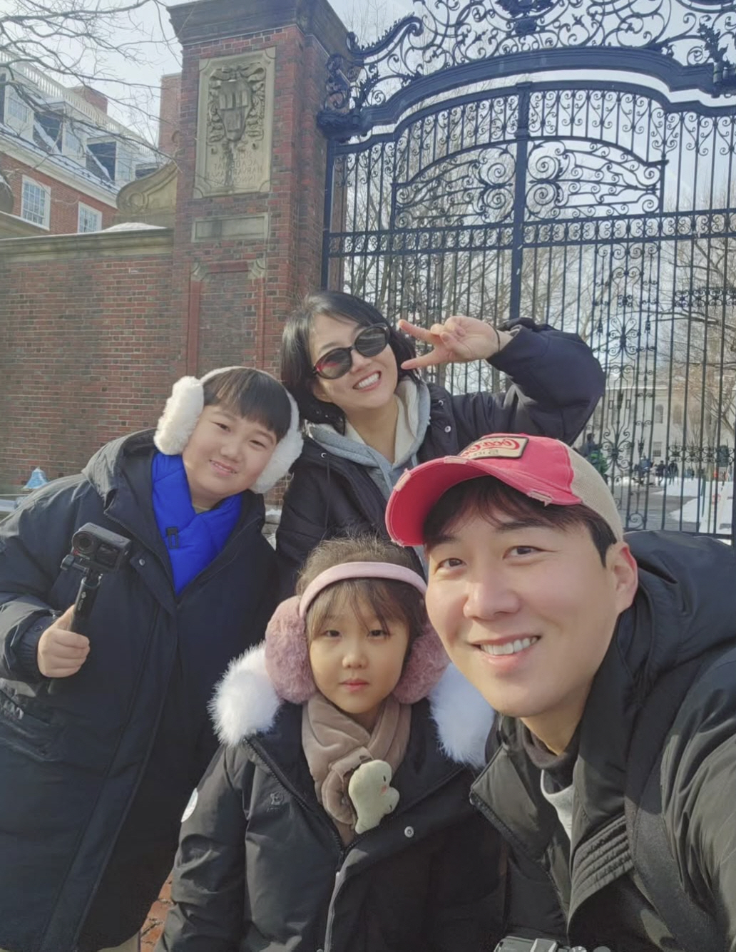 '도경완♥' 장윤정, 연말에 겹경사 터졌다 "착실하게 준비한 결과"