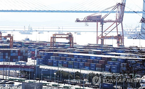 韓 사상 첫 7천억달러 수출…반도체 수출 '역대 최대'로 견인