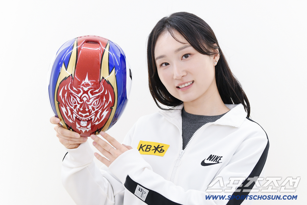 [신년인터뷰]'쇼트트랙 여왕' 최민정, 2026년 동계올림픽은 "도전".…