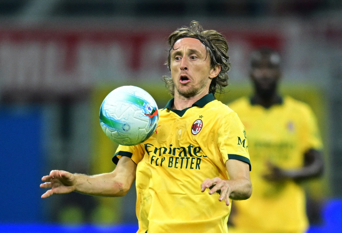 구관이 명관이다...레알 마드리드가 그리워하는 '단 한 명', "백발노인…