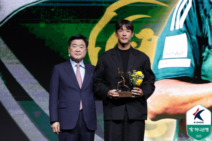 '수원행 유력' 홍정호 충격 폭로! 8년 뛴 전북 떠난 이유 SNS 전격…