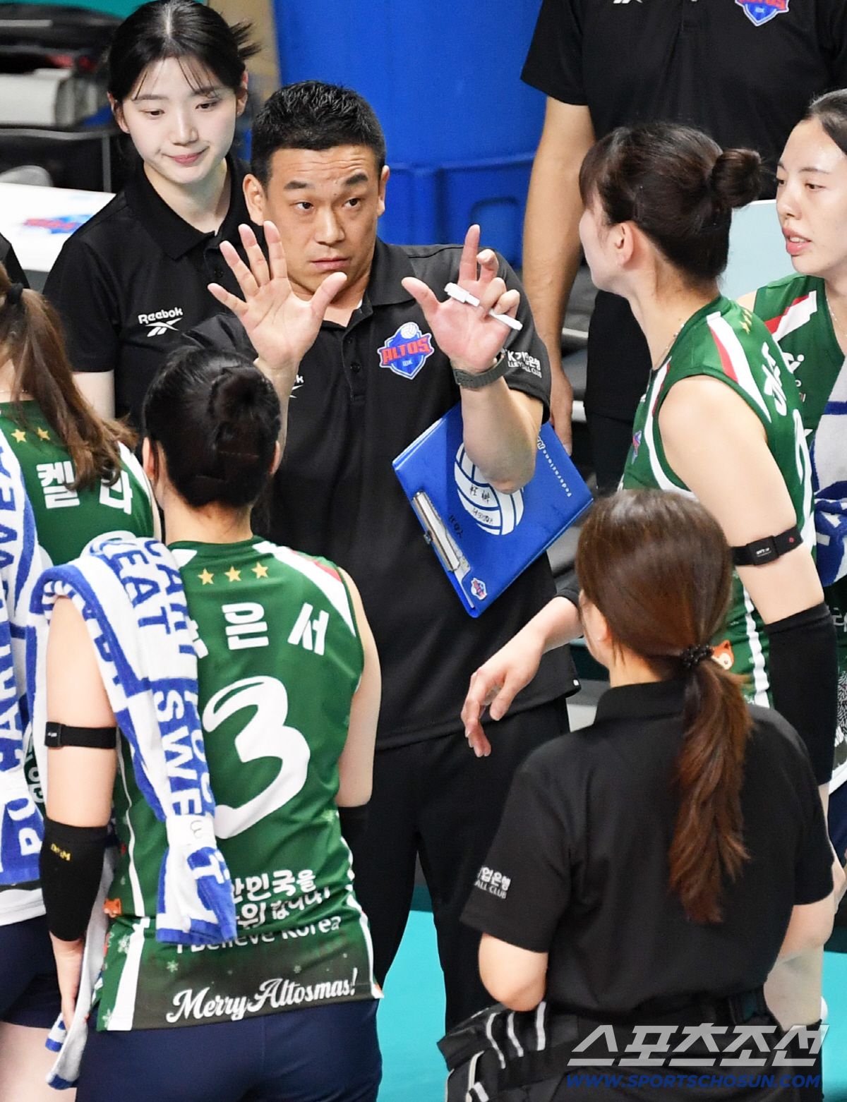 시대가 바뀌었나? '명장'보다 '소통'의 시대, 사령탑 교체→반등의 매직…