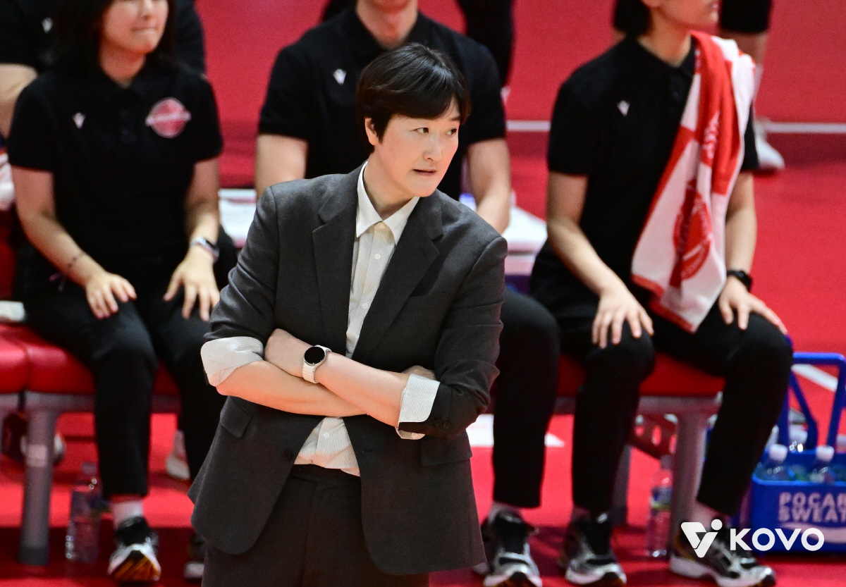 눈물의 9연패 탈출, 하루 천하였나...IBK, 갈 길 바쁜 페퍼에 다시…