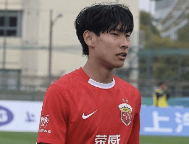 중국에도 드디어 희망이! '린가드 앞에서 와르르' 中 특급 유망주, 유럽…