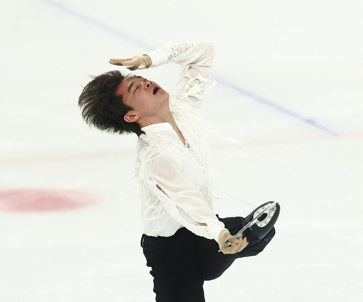 '피겨 왕자' 차준환, 세 번째 올림픽 진출 성공 "힘든 시간 있었지만.…