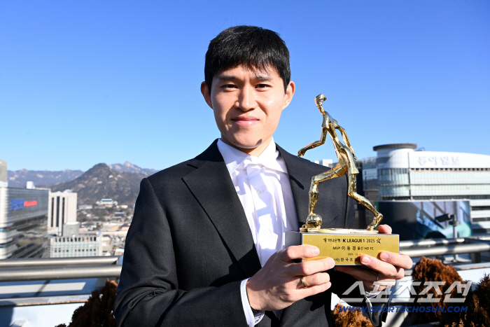 [신년인터뷰]이보다 더 좋을 수 없던 'MVP' 이동경 "월드컵 꼭 나가고 싶다…2026년 더 좋은 한 해가 될 수 있도록"