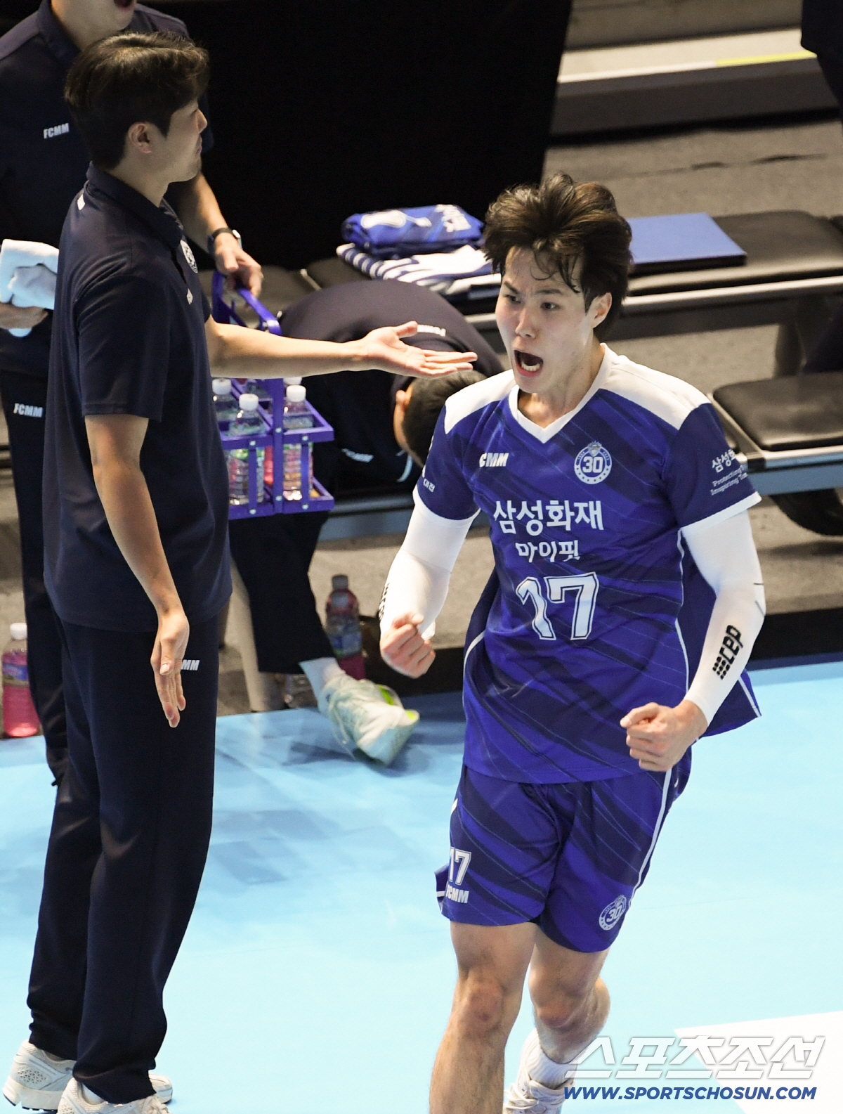 "자책도 많이 했는데…"  삼성화재가 괜히 '최초' 타이틀 달아줬겠나, …