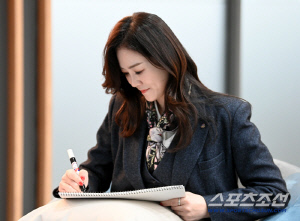 '여성X선수 최초'이수경 밀라노올림픽 선수단장 